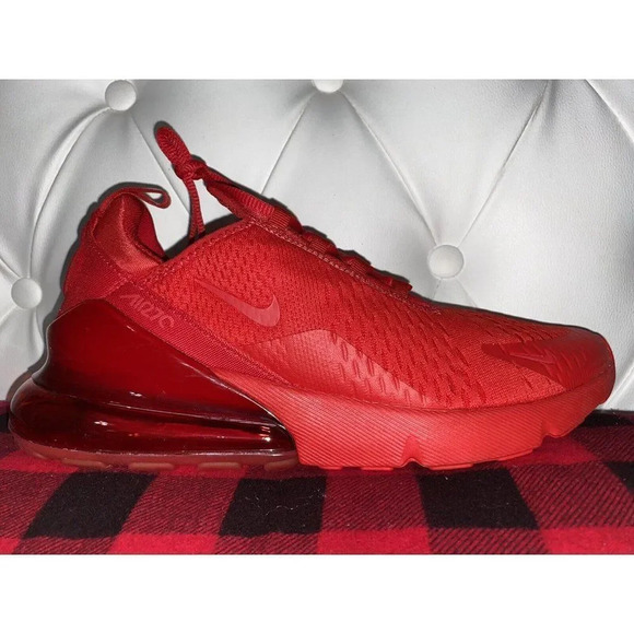 Nike Air Max 270 University Triple Red Men's Size 10 BRAND NEW - Picture 2 of 12